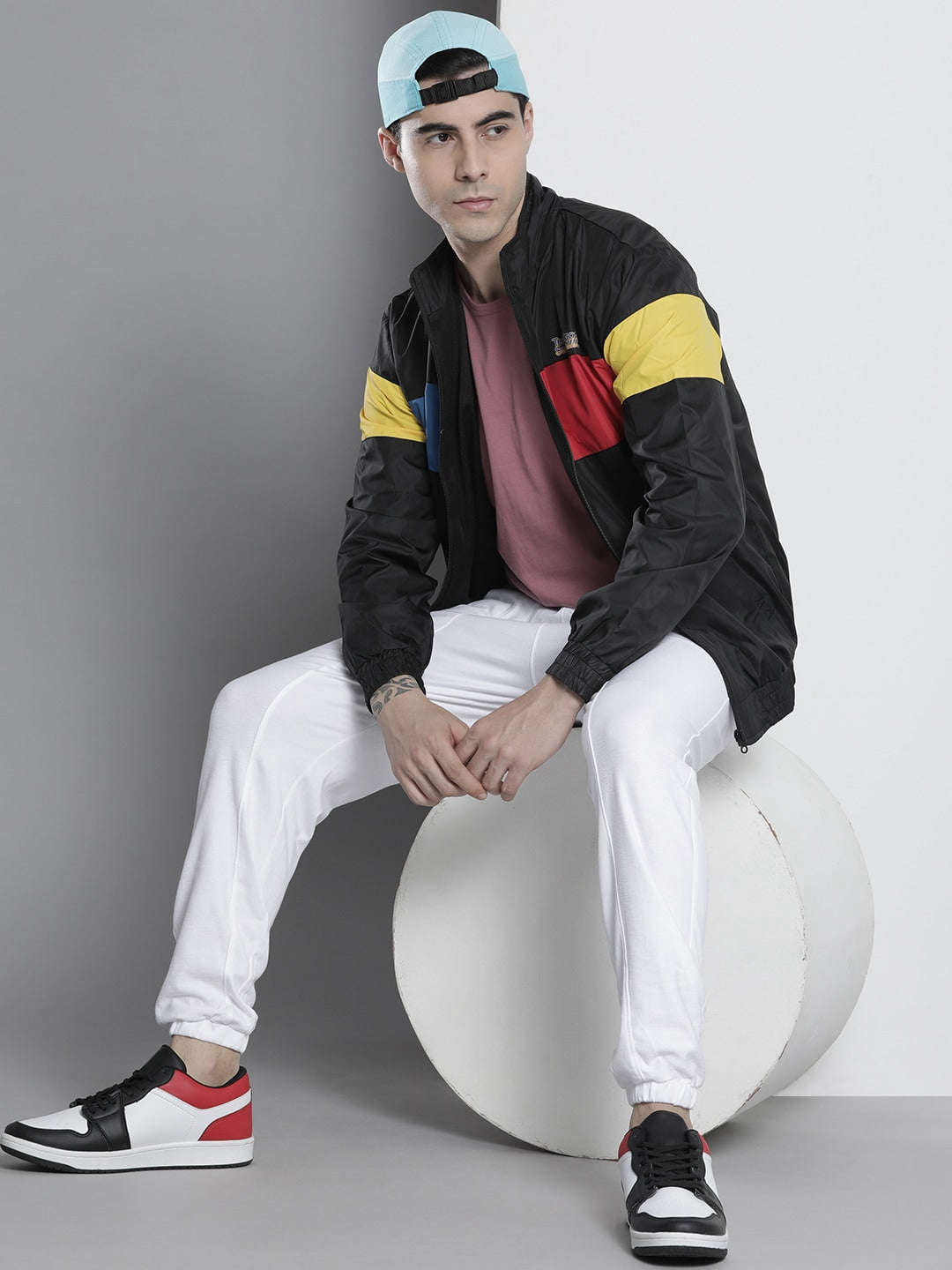 Shop Men Color Block Windcheater Online.