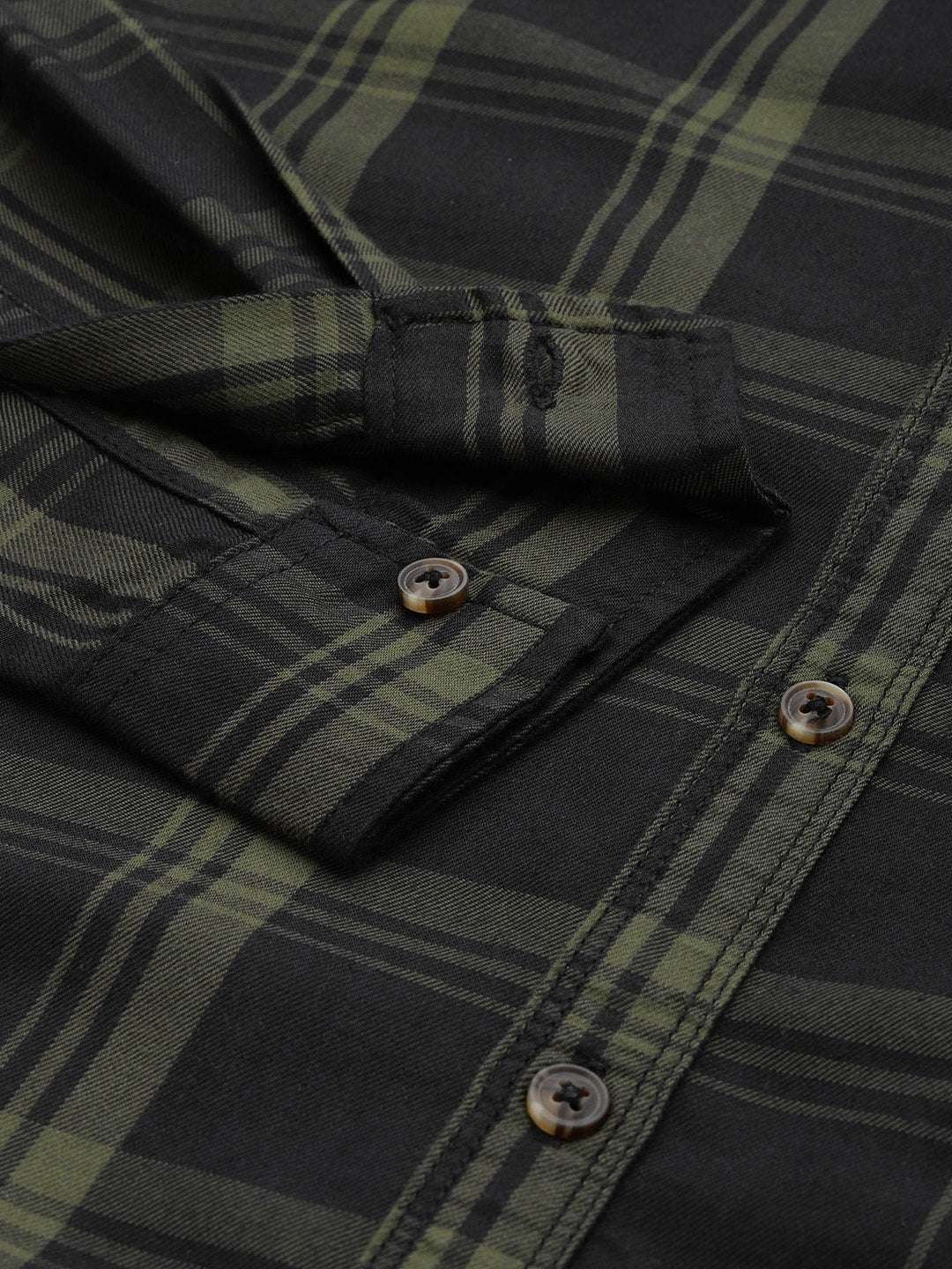 Shop Men Checked Shirt Online.