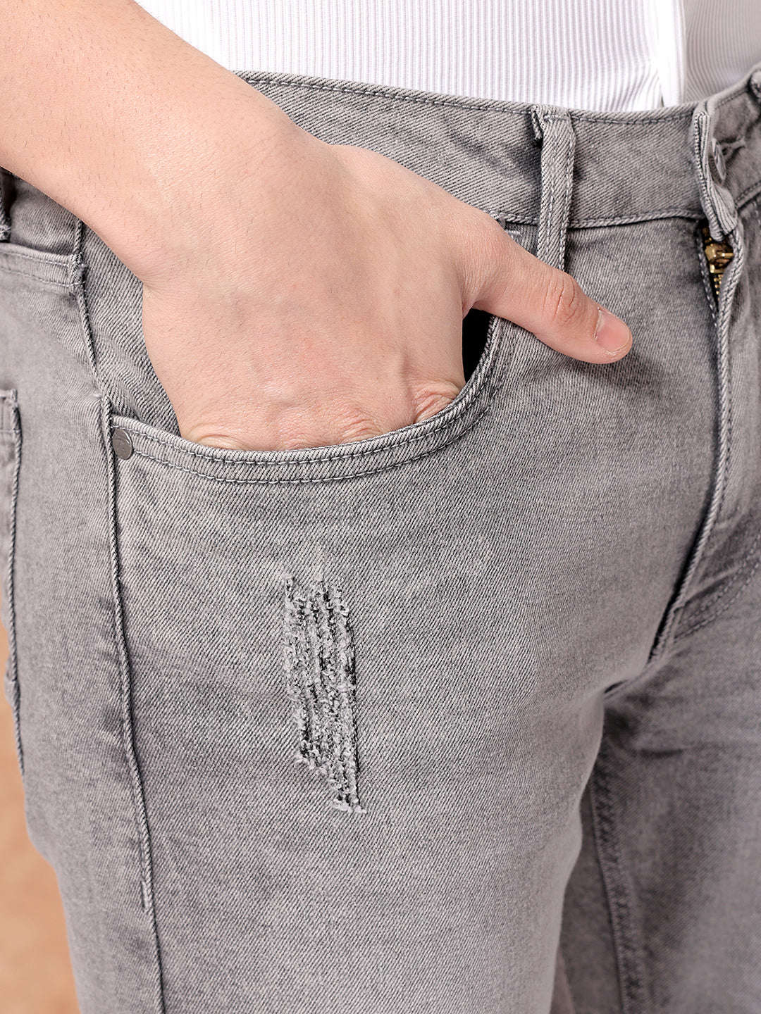 Shop Men Slim Fit Jeans Online.