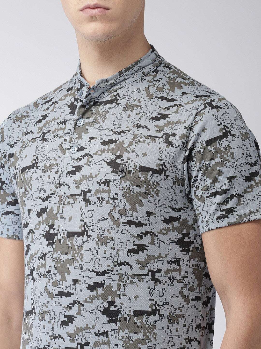 Shop The Indian Garage Co Men Blue Printed Mandarin Collar T-Shirt Online.