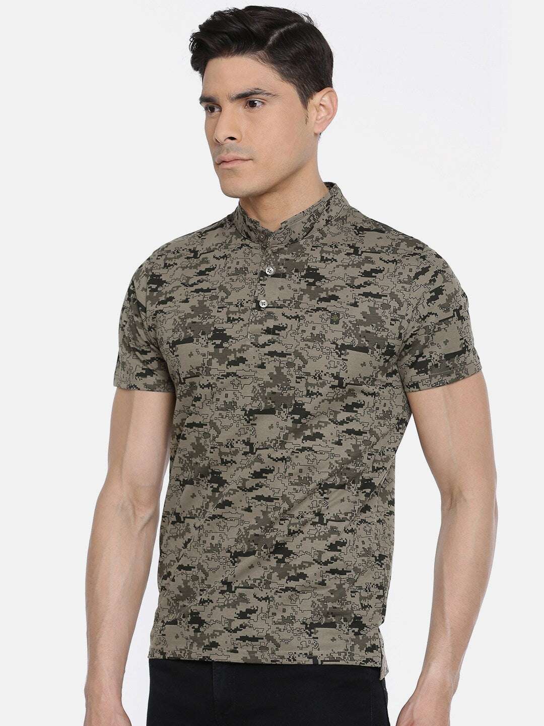 Shop The Indian Garage Co Men Khaki & Olive Green Printed Slim Fit Mandarin Collar T-Shirt Online.