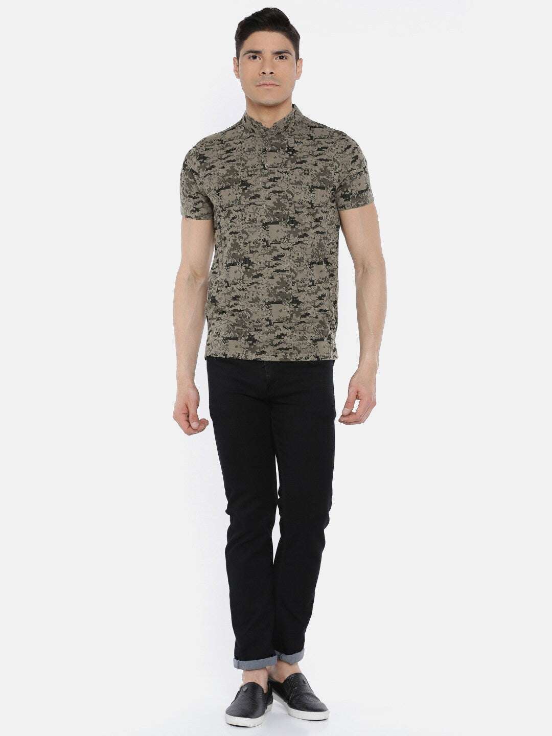 Shop The Indian Garage Co Men Khaki & Olive Green Printed Slim Fit Mandarin Collar T-Shirt Online.