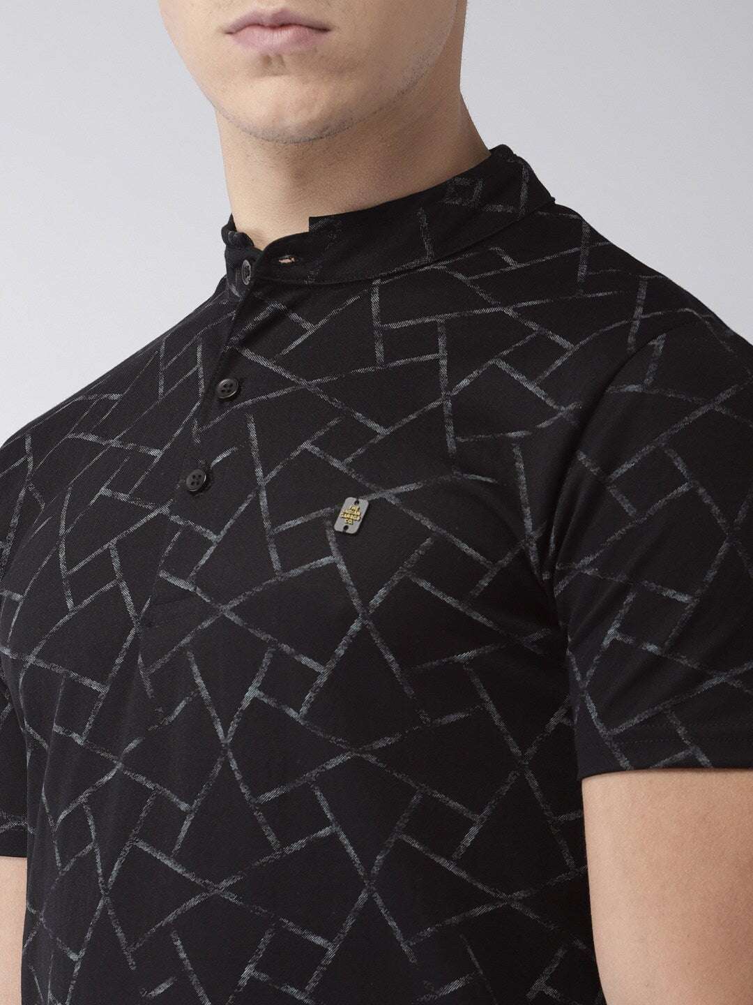 Shop The Indian Garage Co Men Black Printed Slim Fit Mandarin Collar T-Shirt Online.