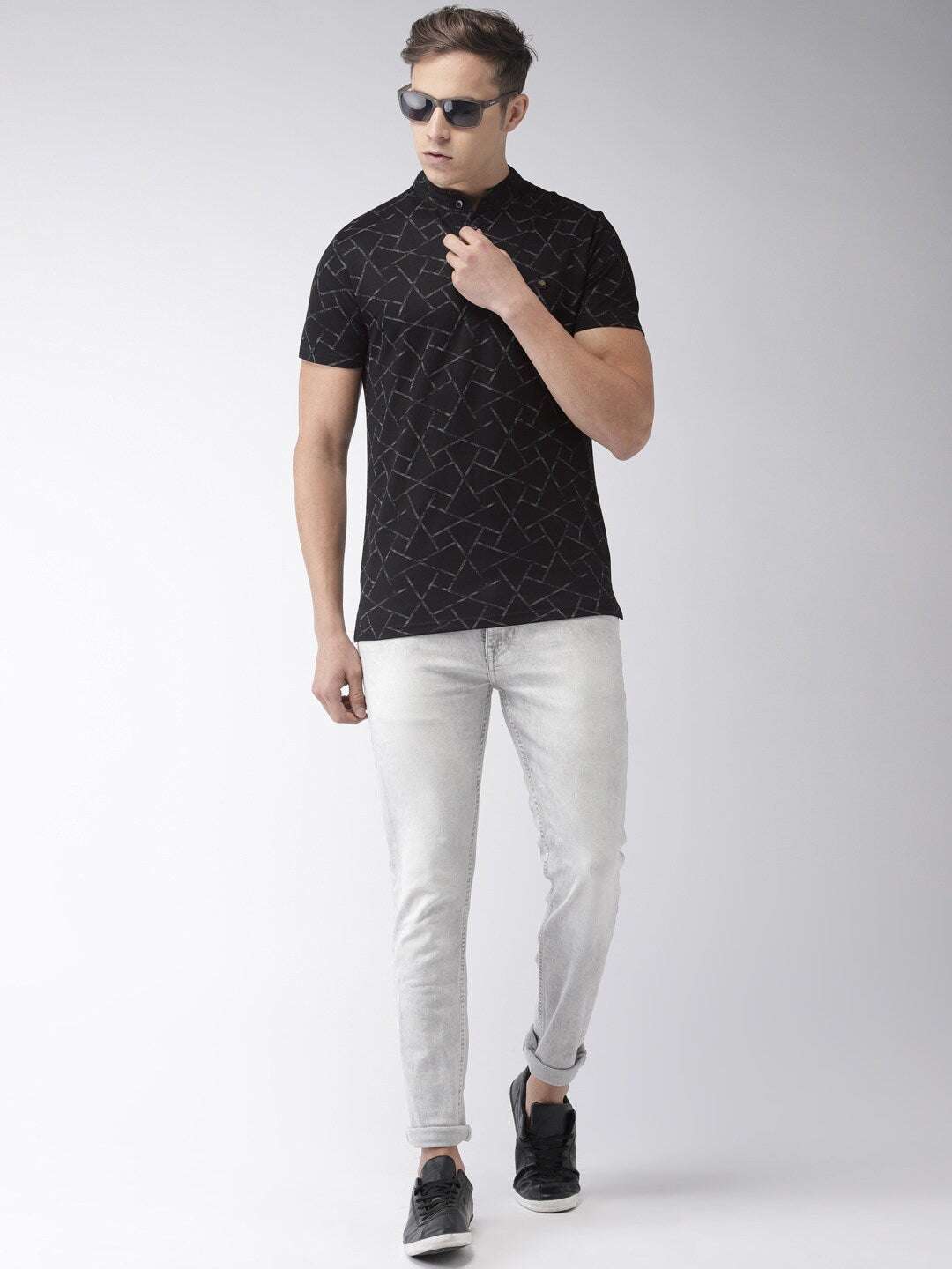 Shop The Indian Garage Co Men Black Printed Slim Fit Mandarin Collar T-Shirt Online.