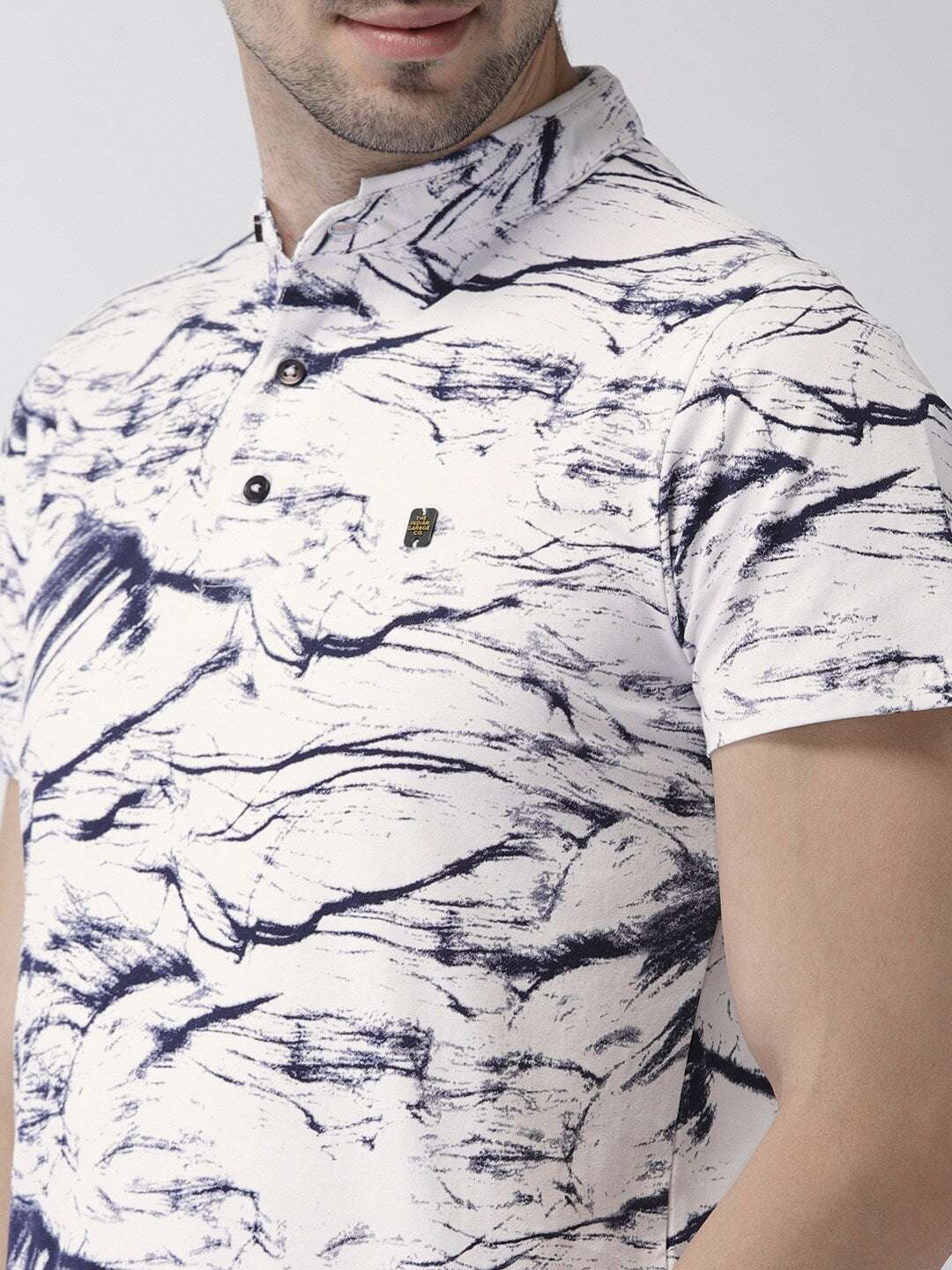 Shop The Indian Garage Co Men White & Navy Blue Slim Fit Printed Mandarin Collar T-Shirt Online.