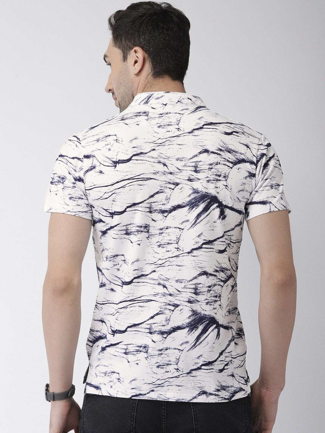 Shop The Indian Garage Co Men White & Navy Blue Slim Fit Printed Mandarin Collar T-Shirt Online.