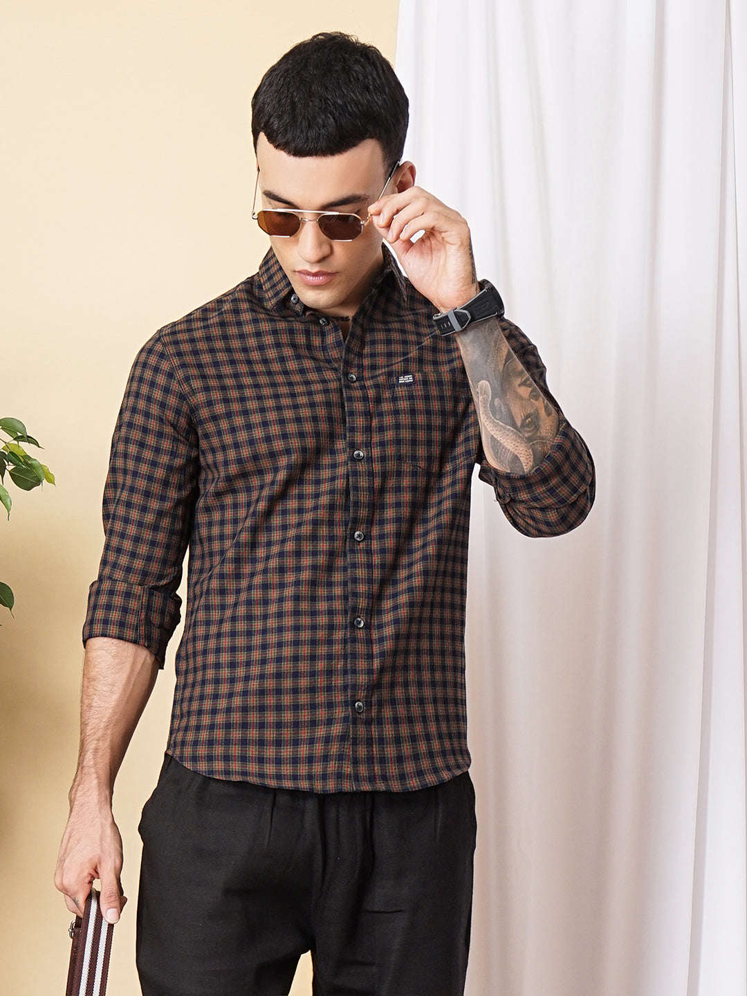 Shop Men Checked Casual Shirt Online.