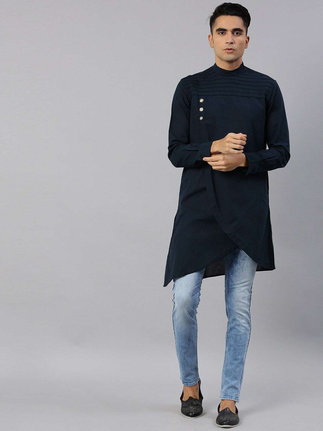 Shop Men Long Kurta Trail Cut Online.