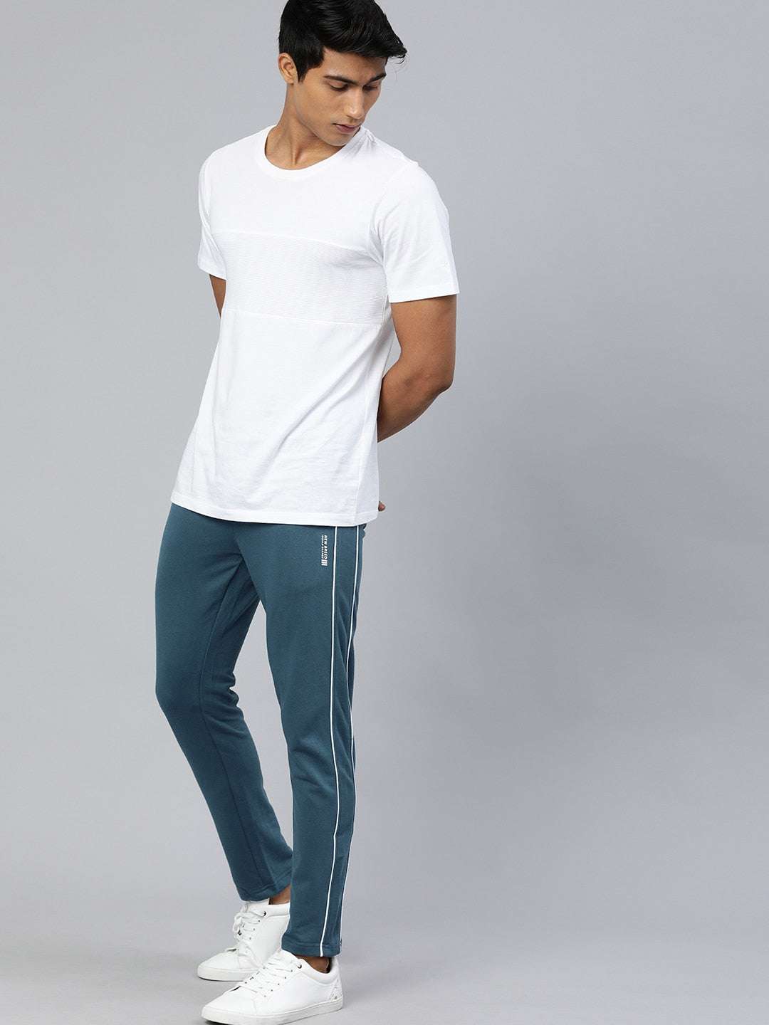 Shop Men Jogger Pant Online.