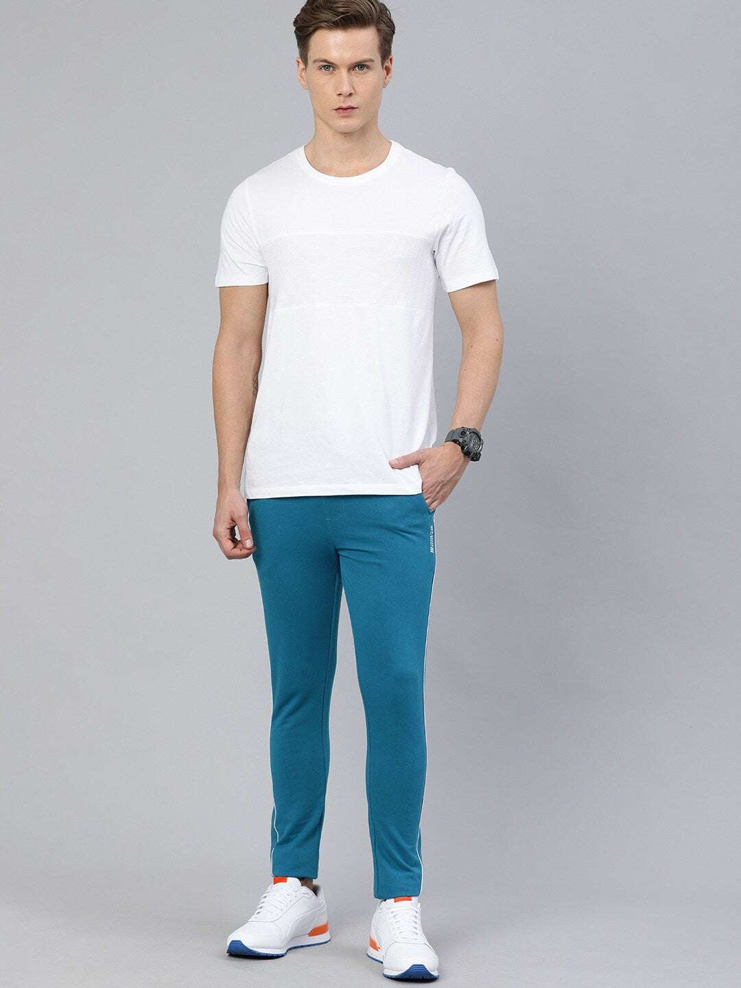 Shop Men Jogger Pant Online.