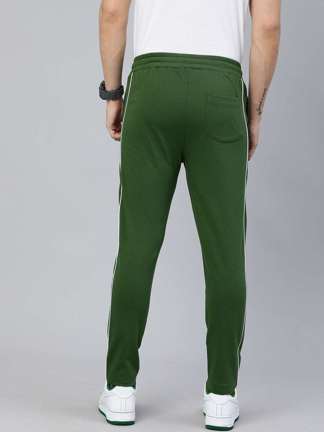 Shop Men Jogger Pant Online.