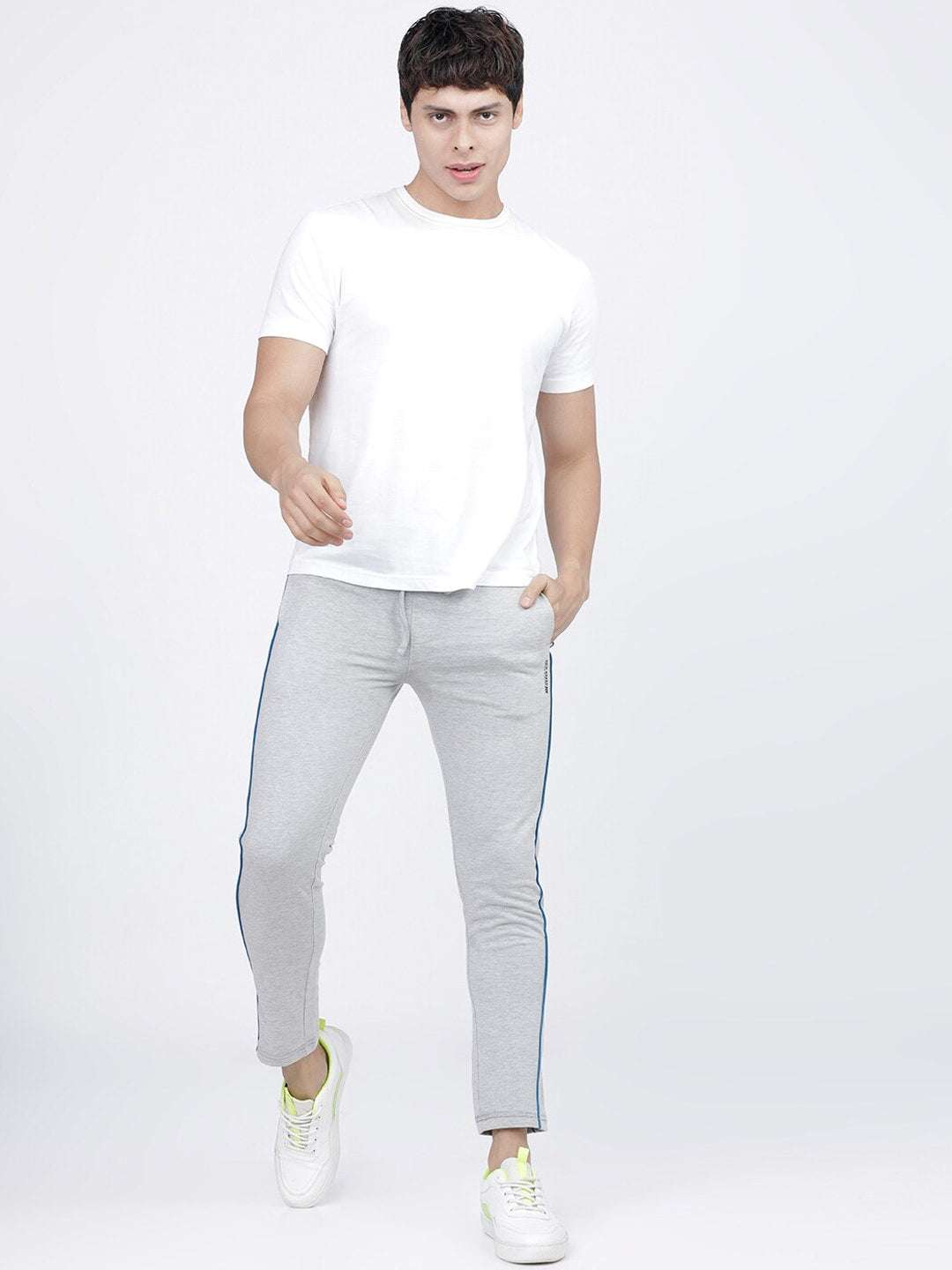 Shop Men Jogger Pant Online.