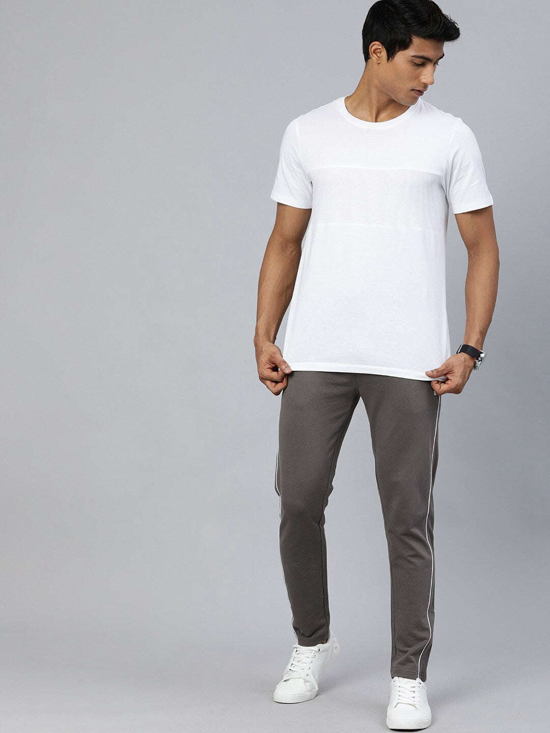 Shop Men Jogger Pant Online.