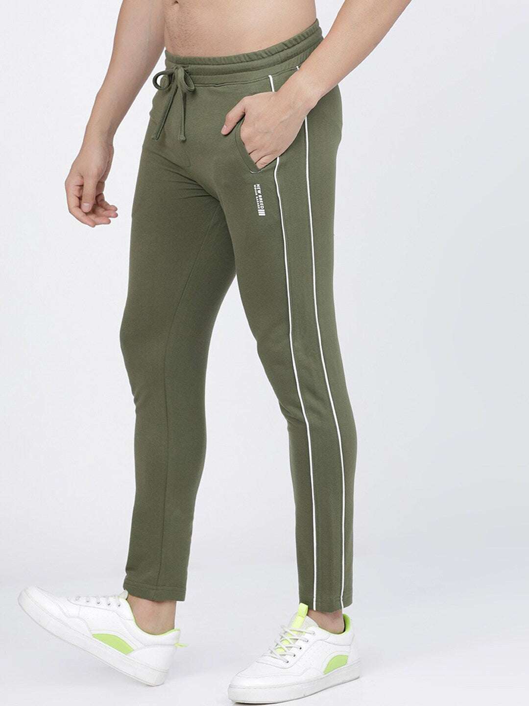 Shop Men Jogger Pant Online.