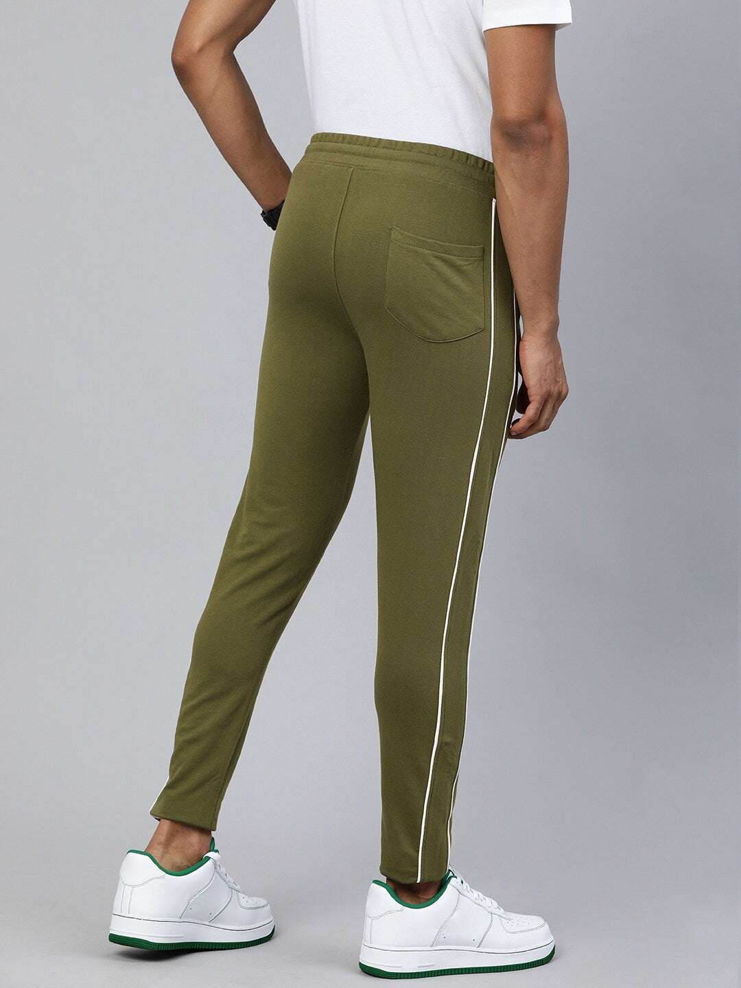 Shop Men Jogger Pant Online.