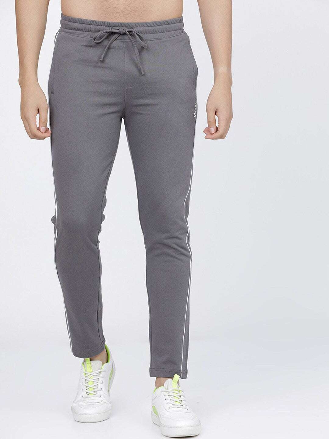 Shop Men Jogger Pant Online.