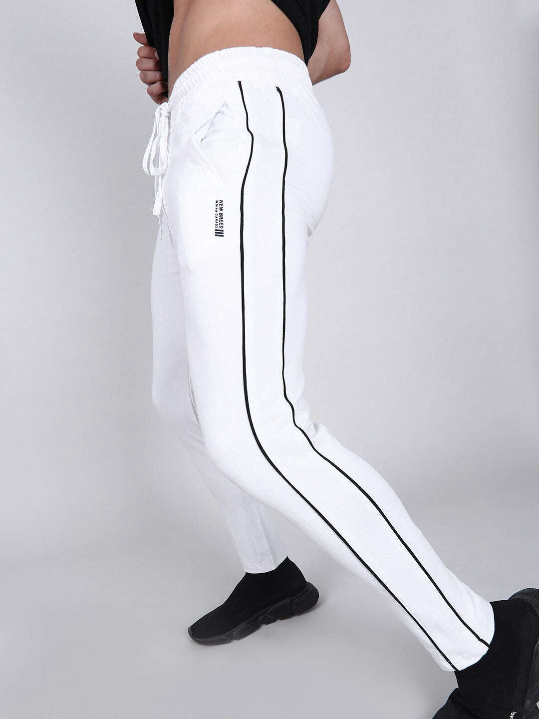 Shop Men Jogger Pant Online.