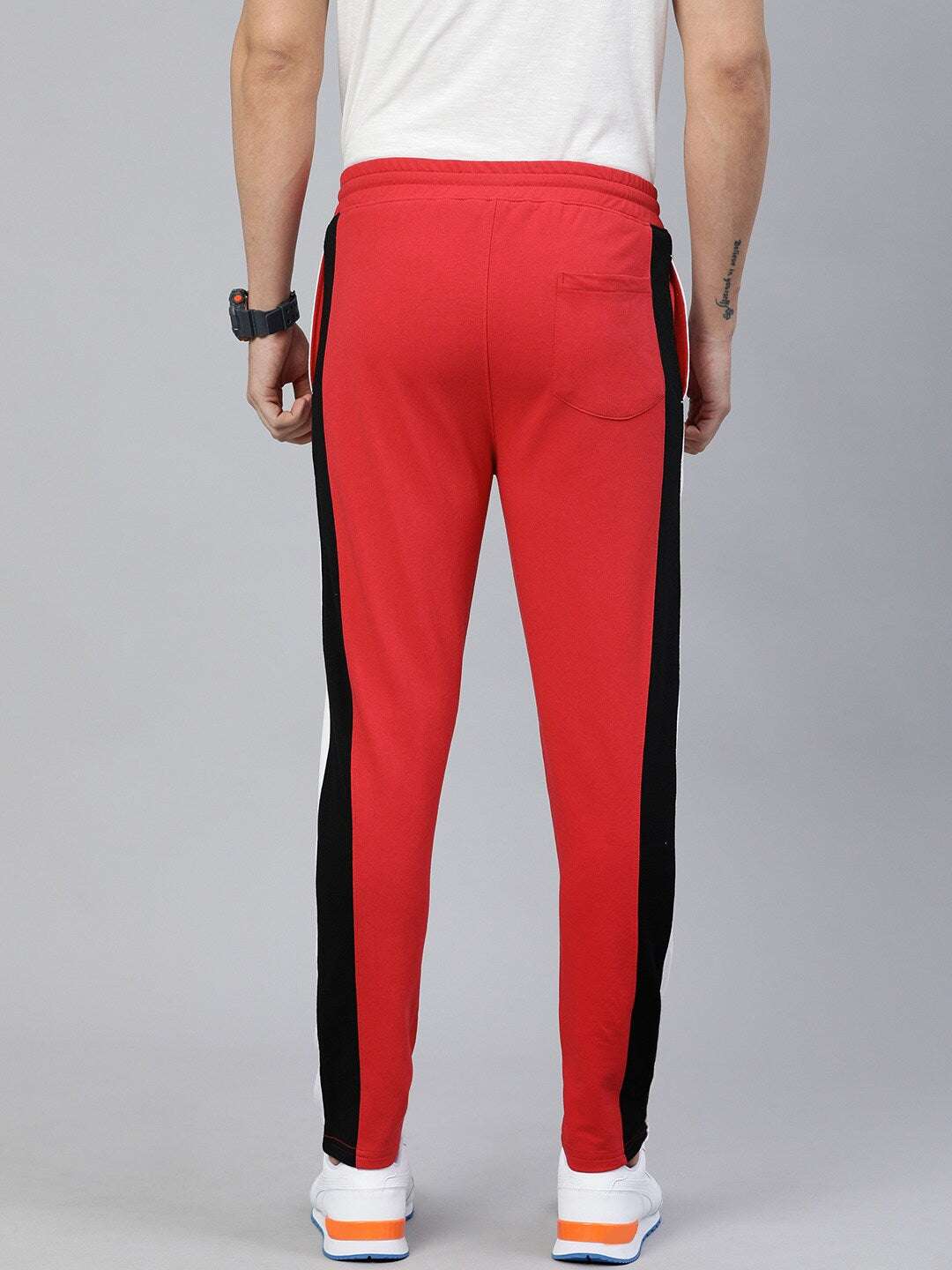 Shop Men Joggers Pant Online.