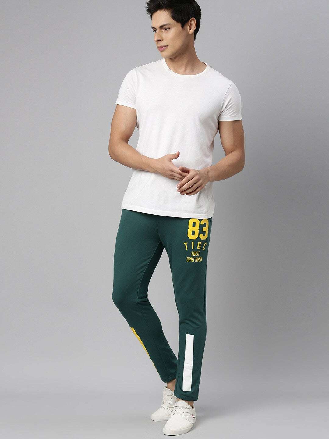 Shop Men Jogger Pant Online.