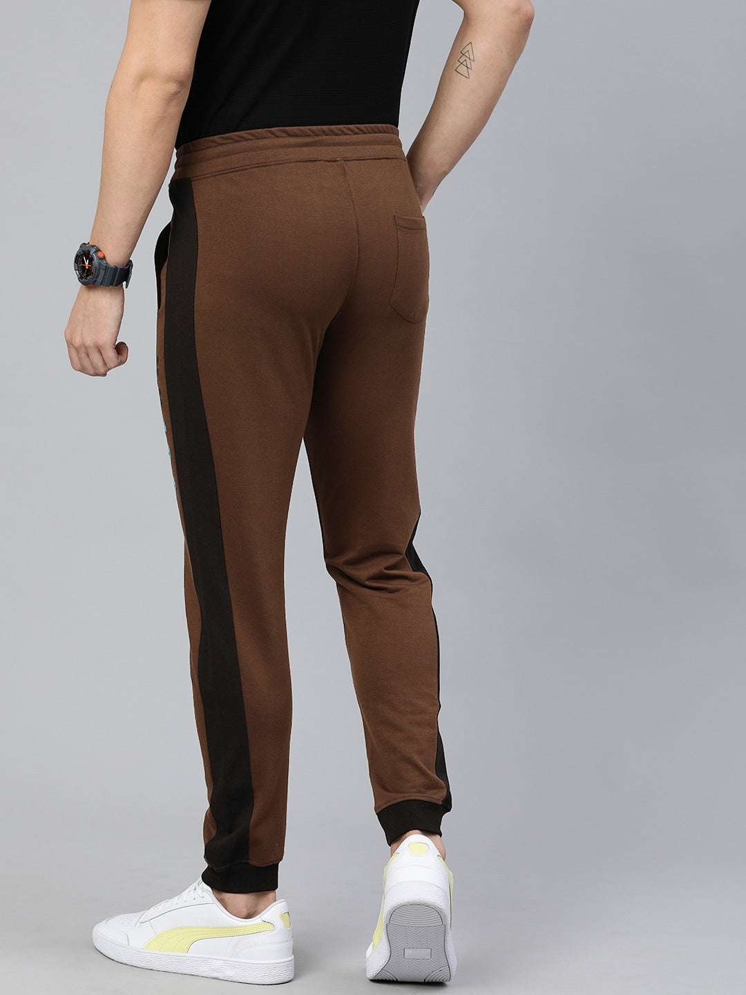 Shop Men Joggers Pant Online.