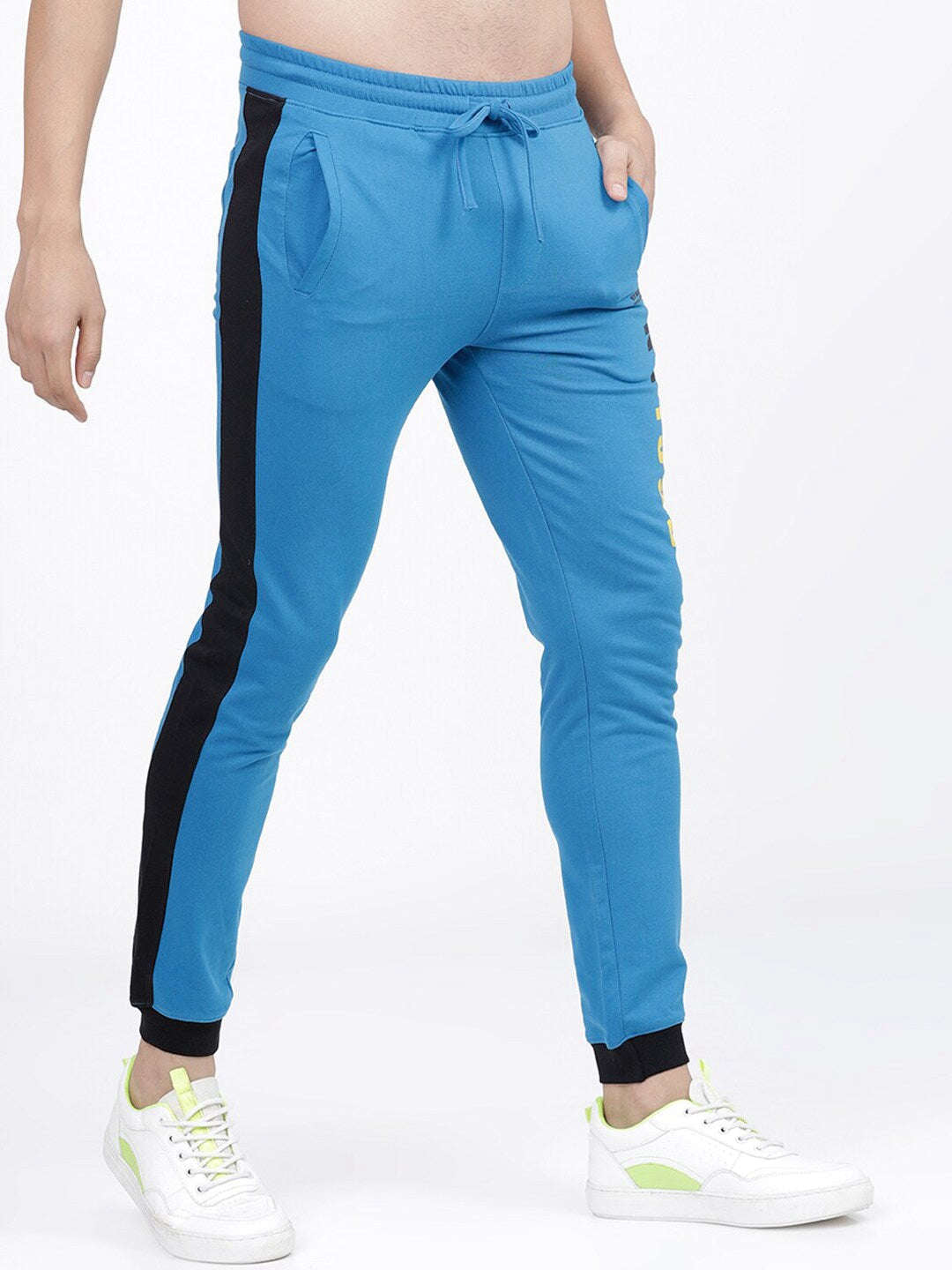 Shop Men Joggers Pant Online.