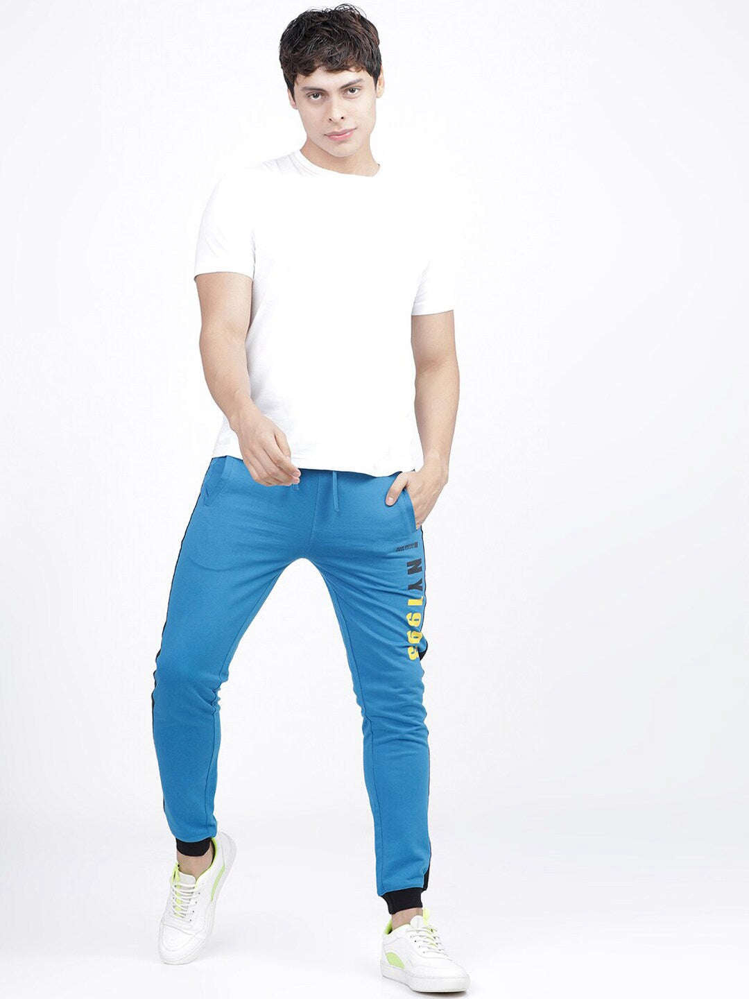 Shop Men Joggers Pant Online.