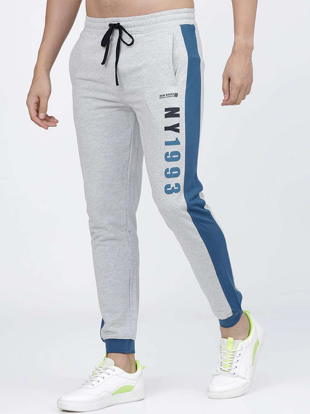 Shop Men Joggers Pant Online.