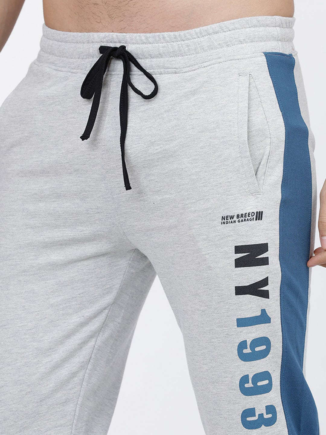 Shop Men Joggers Pant Online.