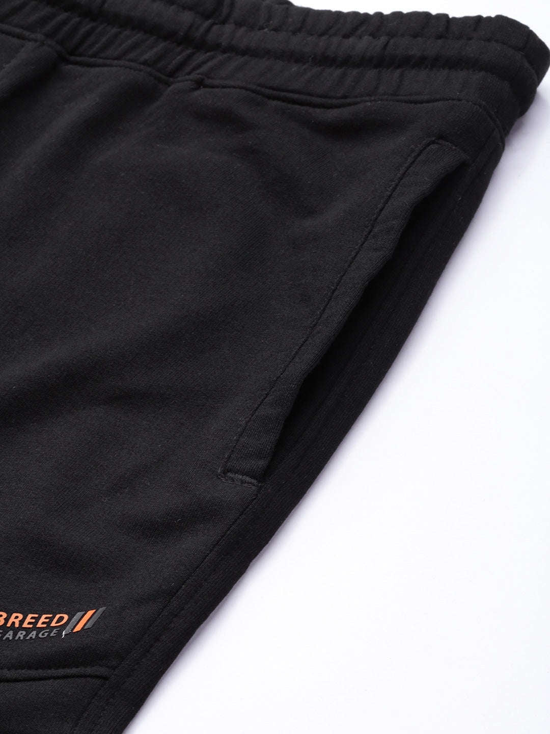 Shop Men Joggers Pant Online.