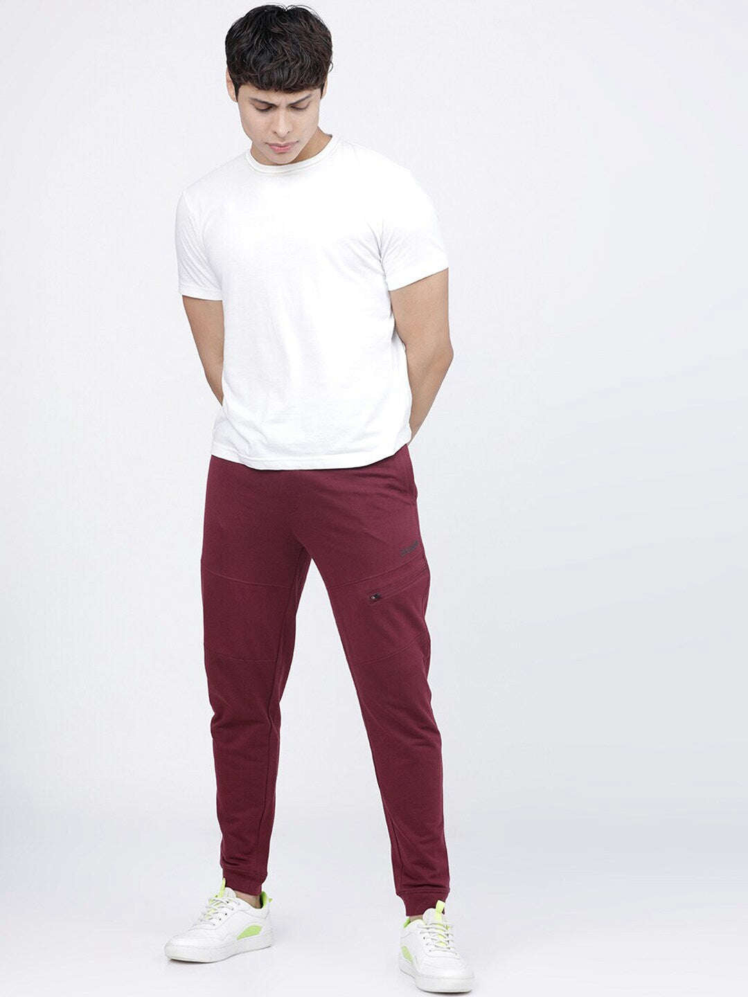 Shop Men Joggers Pant Online.