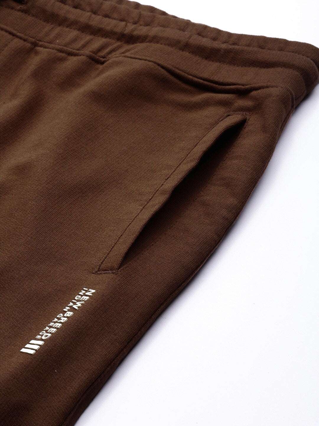 Shop Men Jogger Track Pant Online.