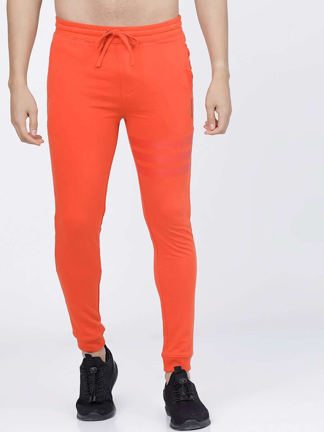 Shop Men Jogger Track Pant Online.