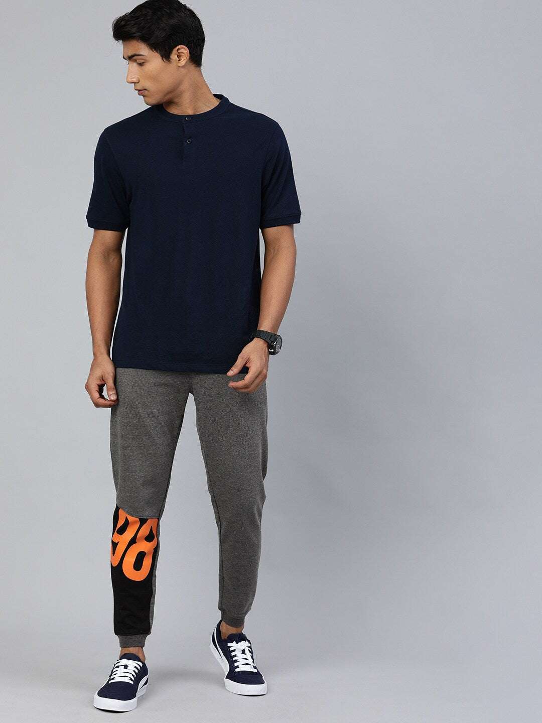 Shop Men Joggers Pant Online.