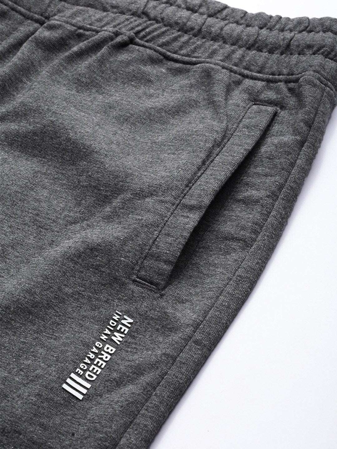 Shop Men Joggers Pant Online.