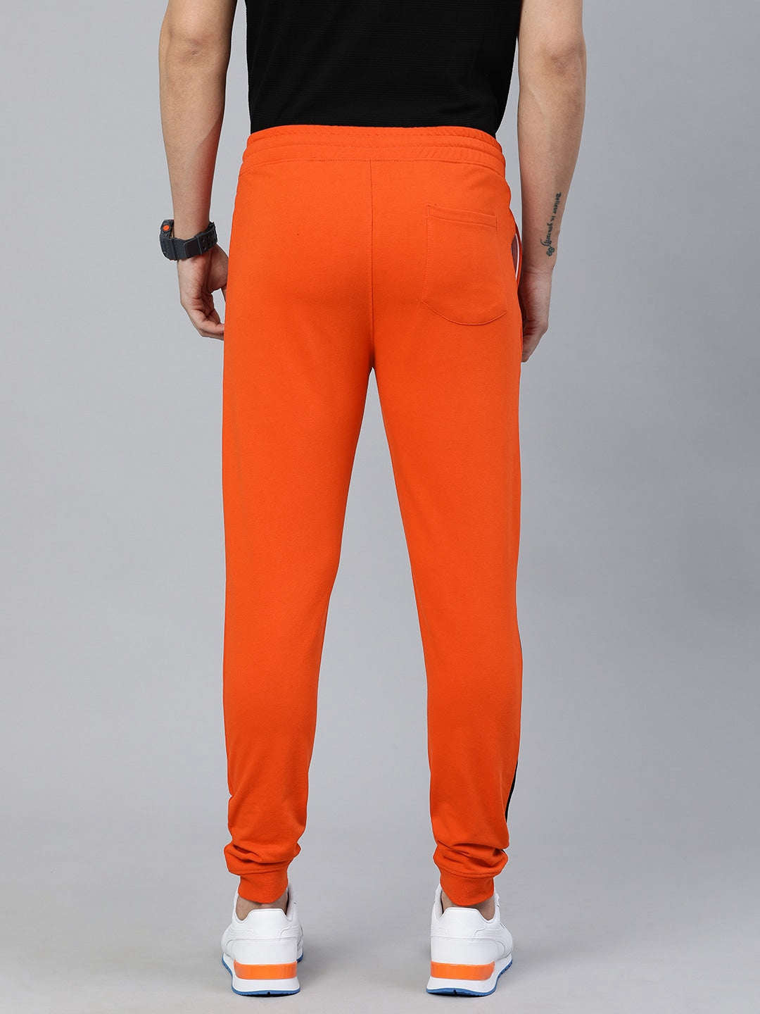 Shop Men Joggers Pant Online.