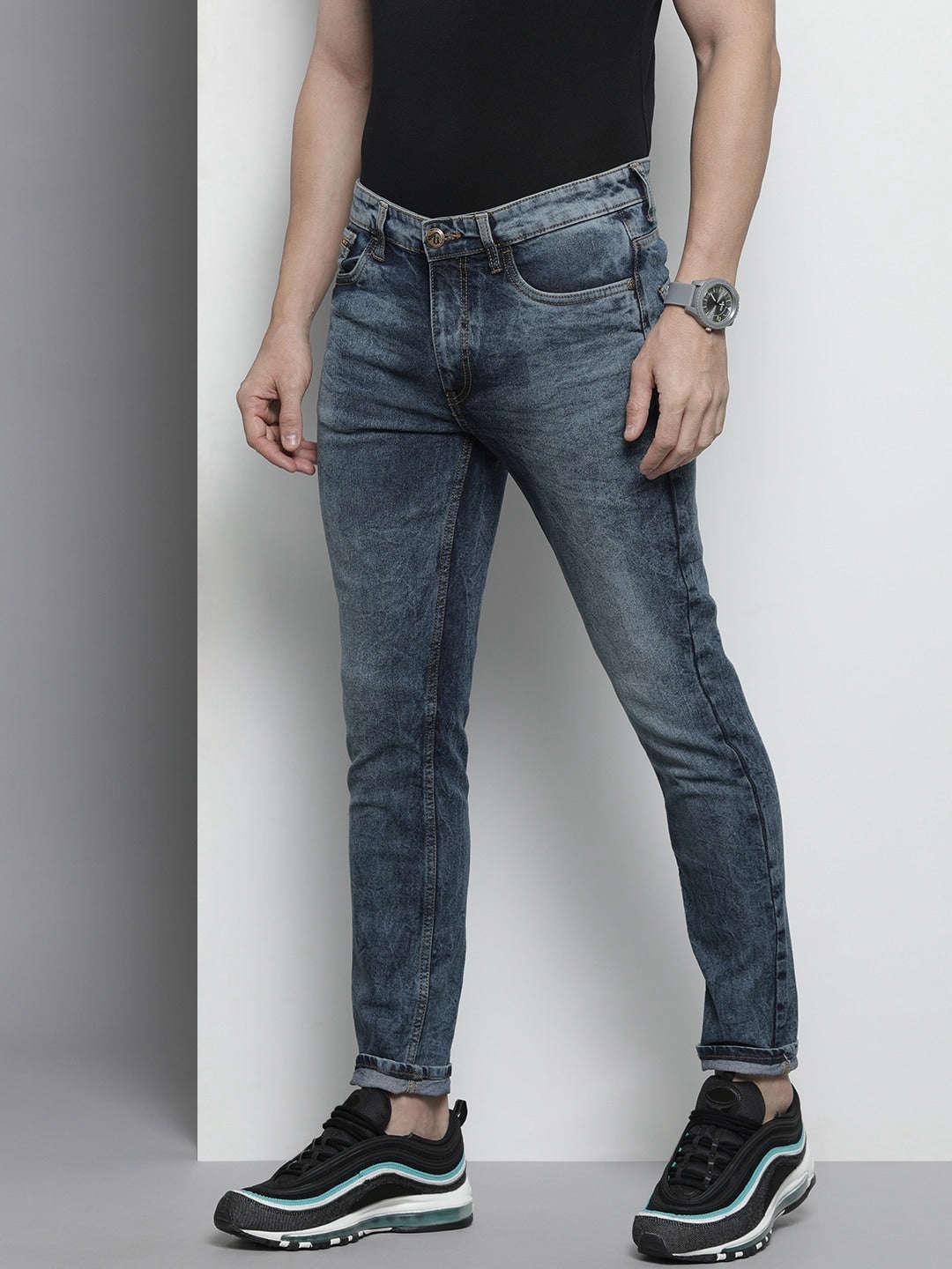 Shop Men Slim Fit Jeans Online.