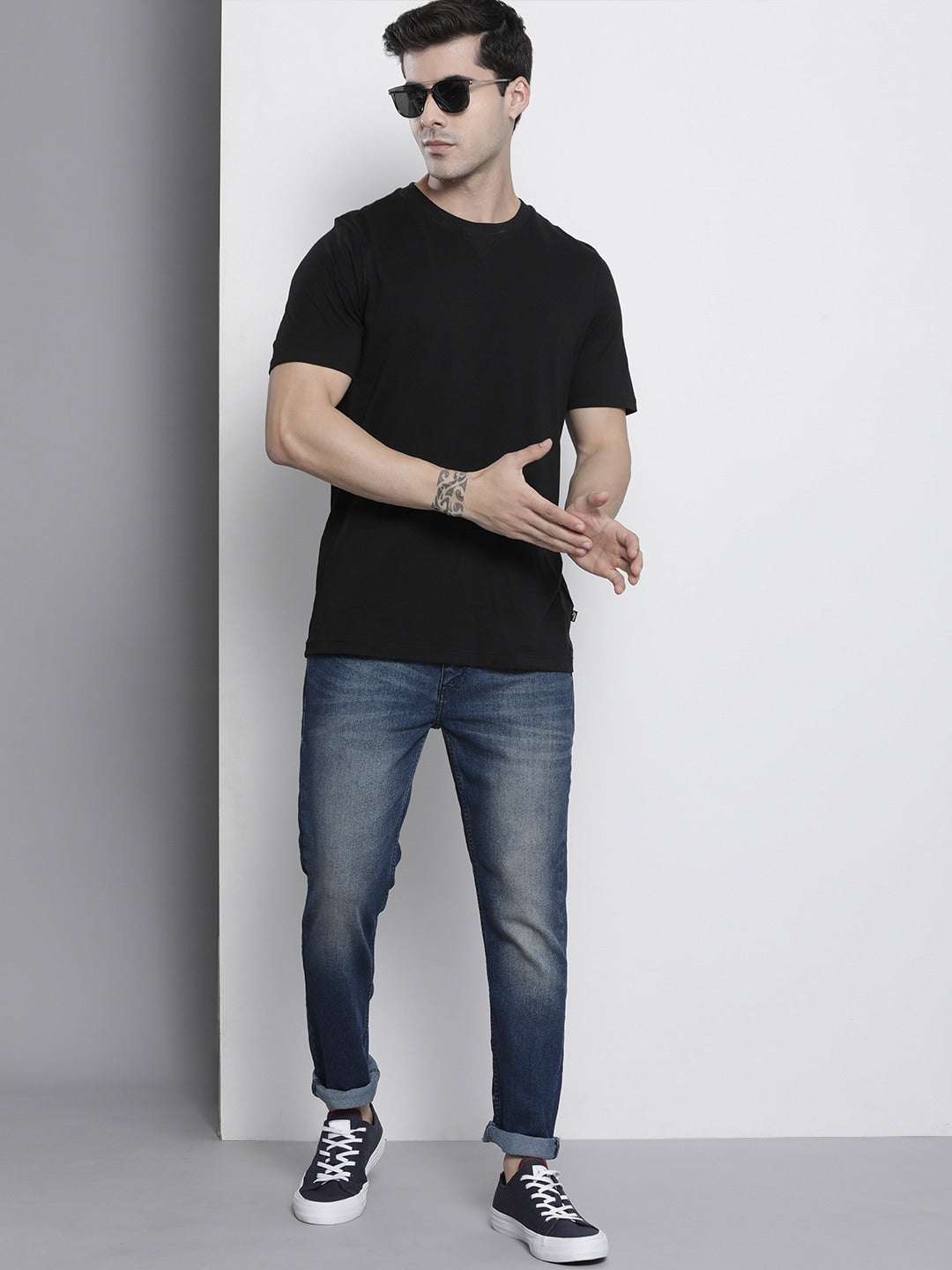 Shop Men Jeans Casual Online.