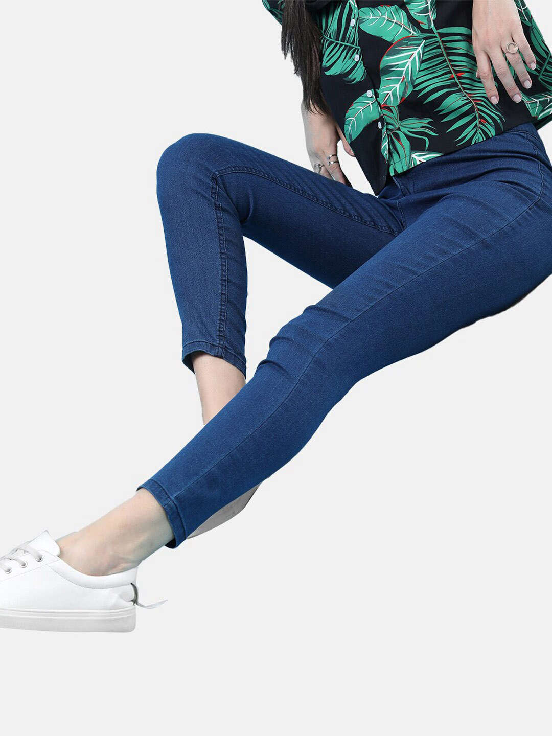 Shop Women Solid Jegging Online.