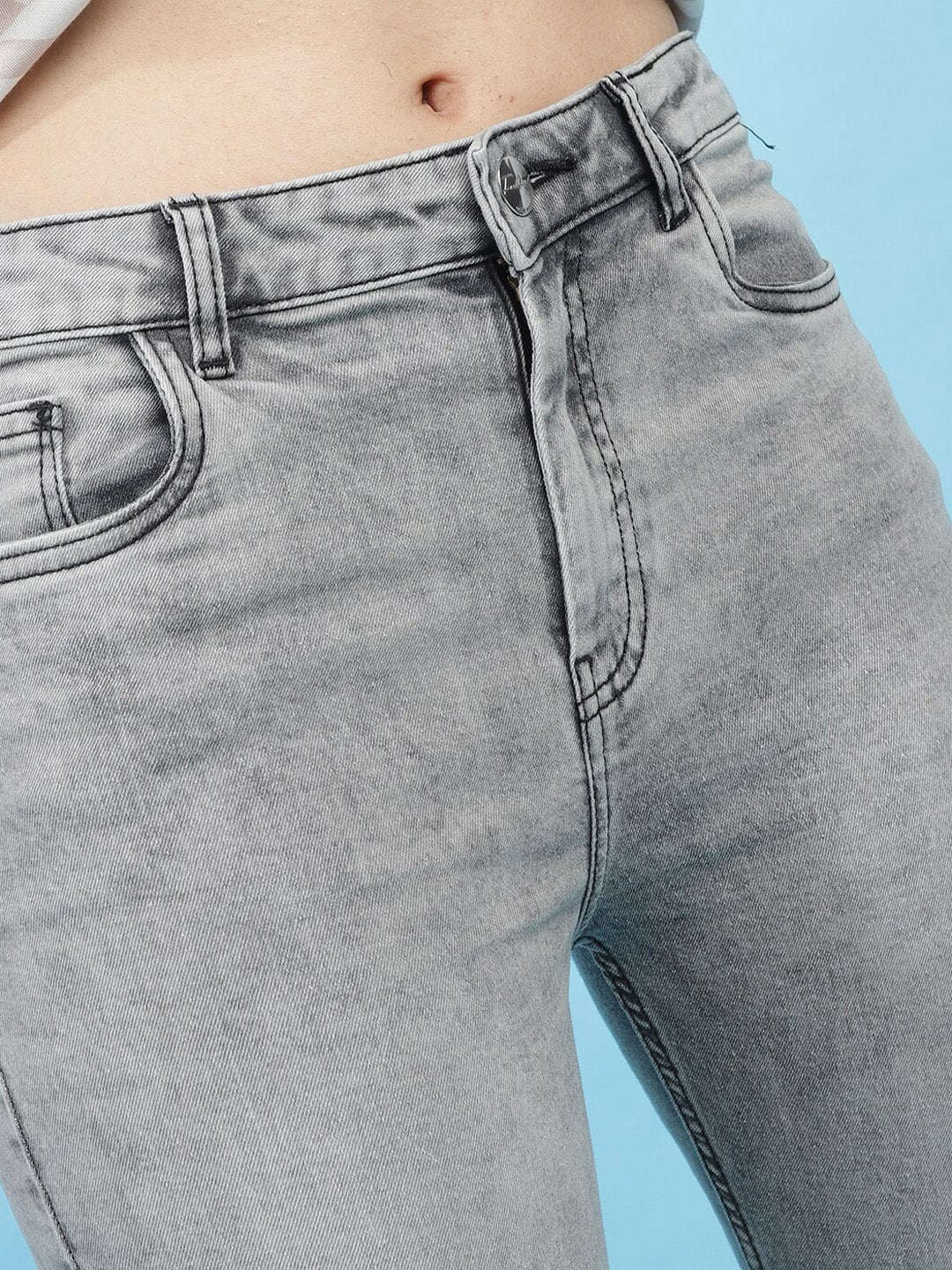Women Distressed Slim-Fit Jeans