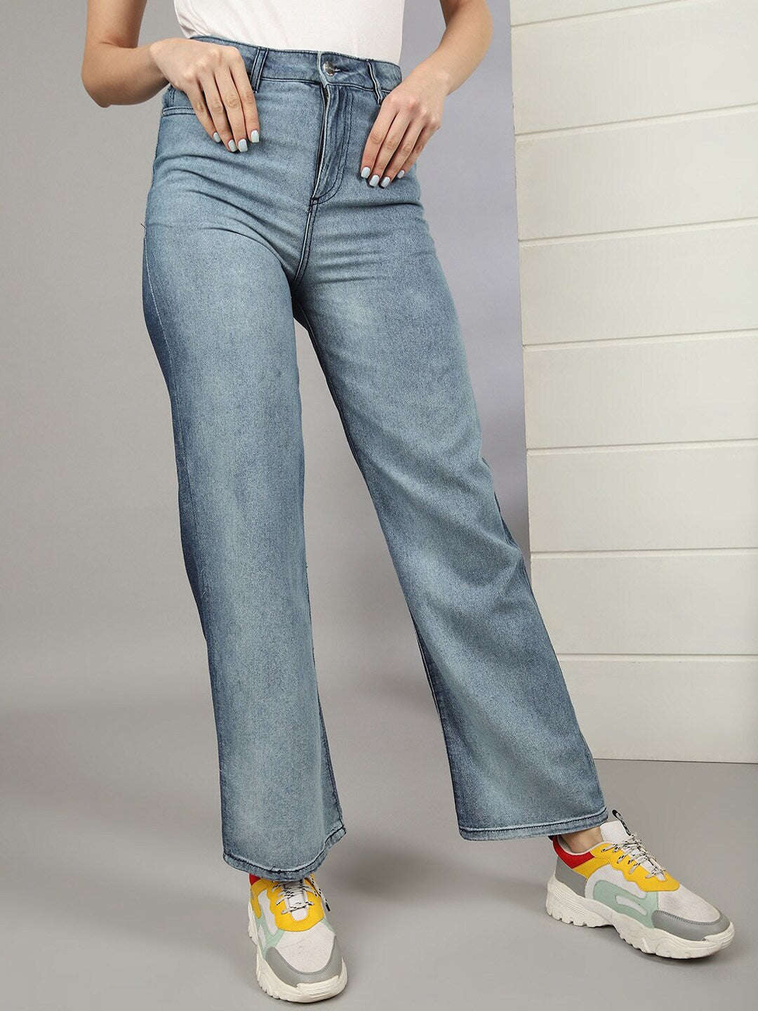 Shop Women 2 Tone Denim Wide Leg Jeans Online.