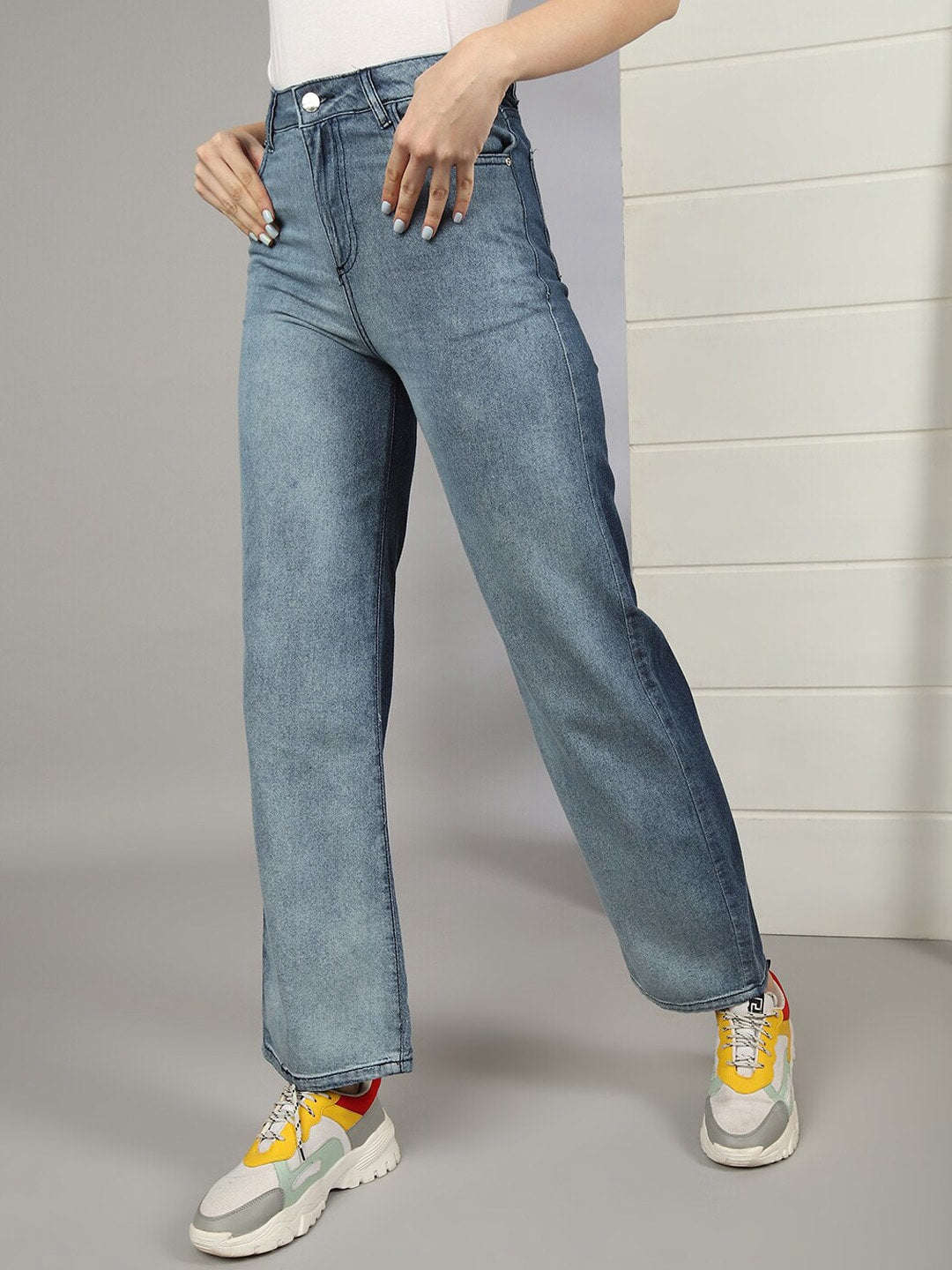 Shop Women 2 Tone Denim Wide Leg Jeans Online.