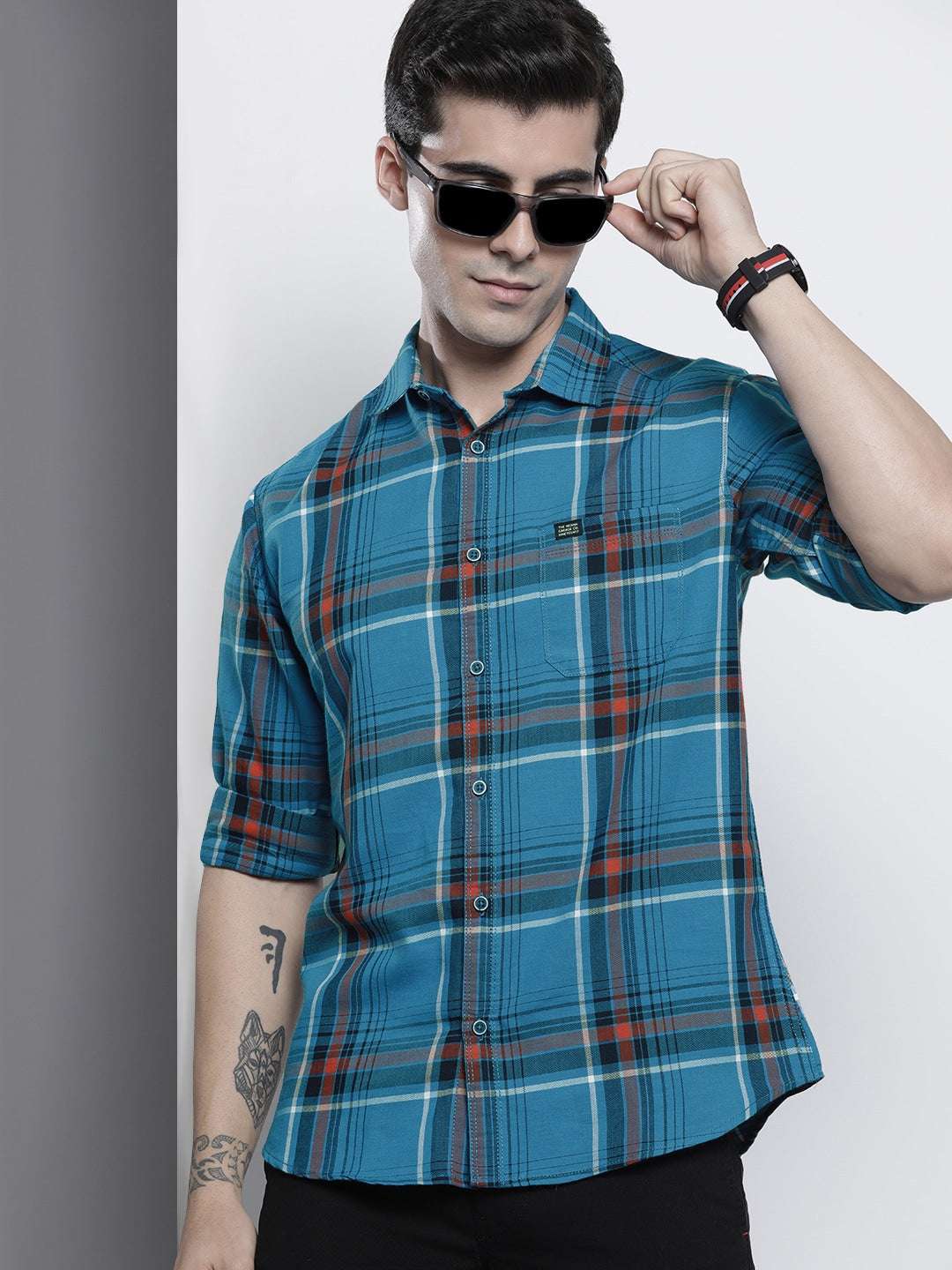 Shop Men Checked Shirt Online.