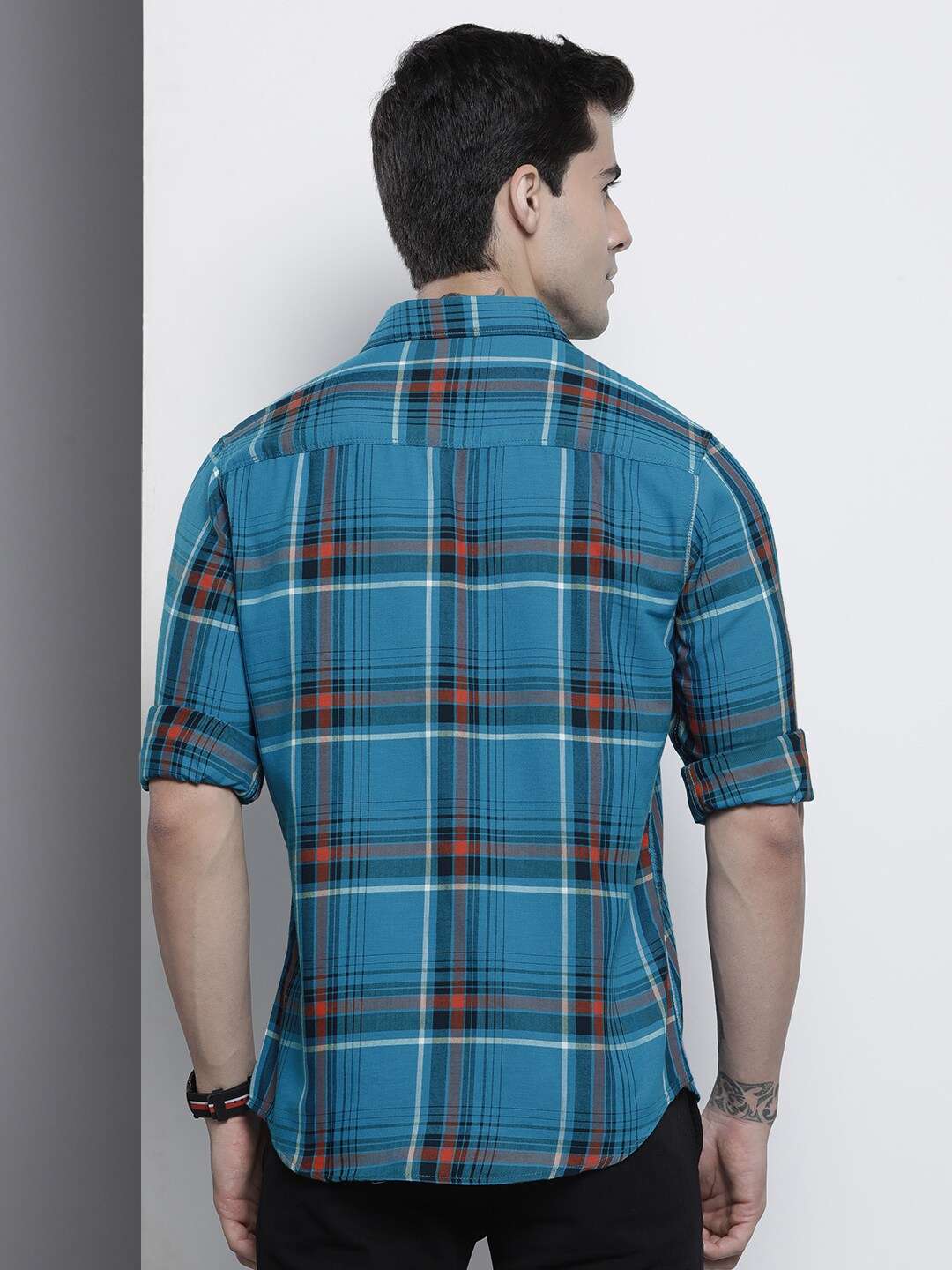 Shop Men Checked Shirt Online.