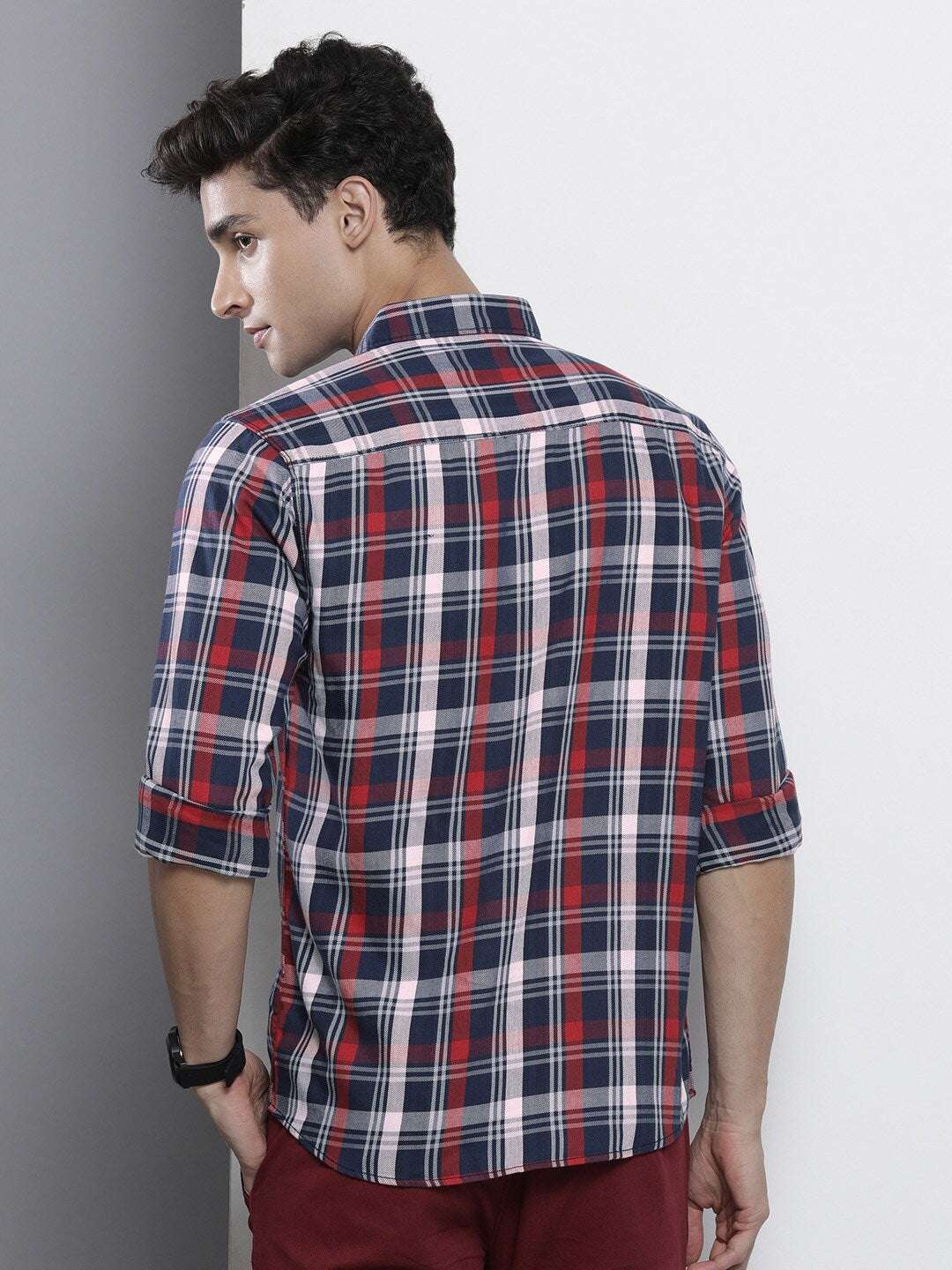 Shop Men Checked Shirt Online.