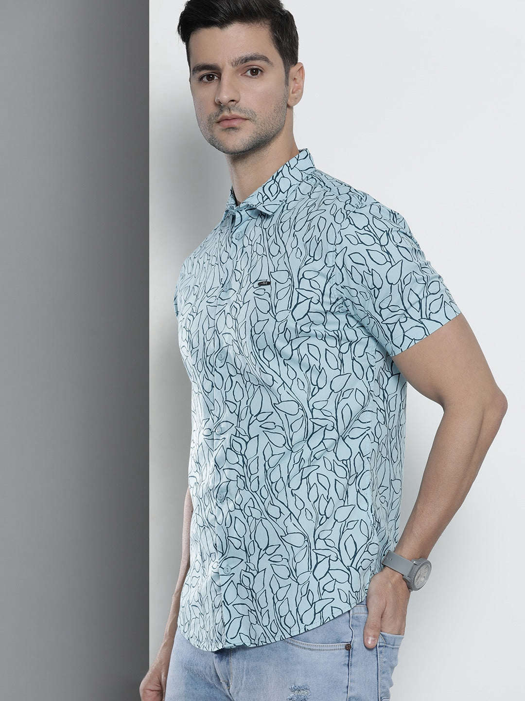 Shop Men Abstract Printed Shirt Online.