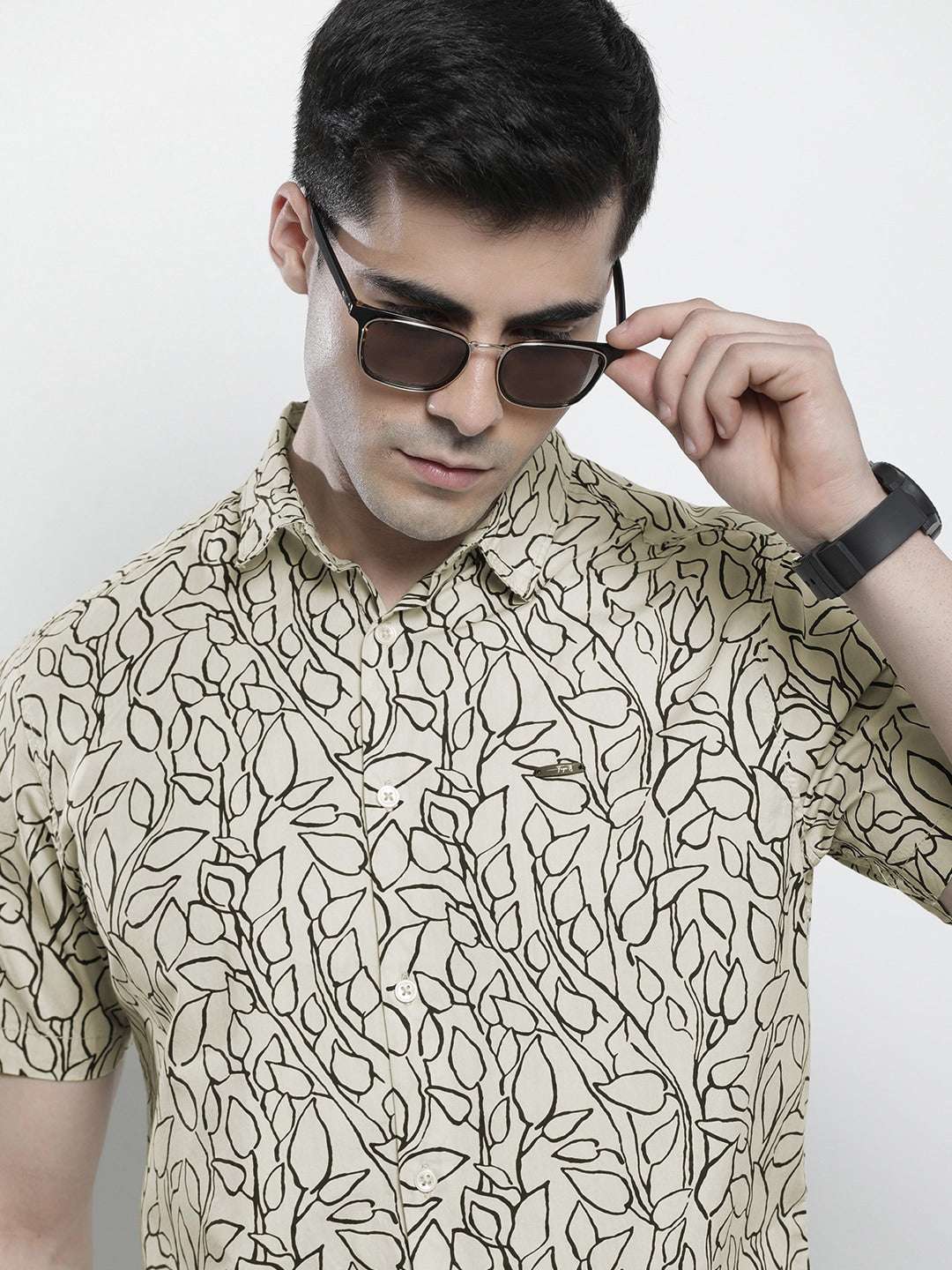 Shop Men Abstract Printed Shirt Online.