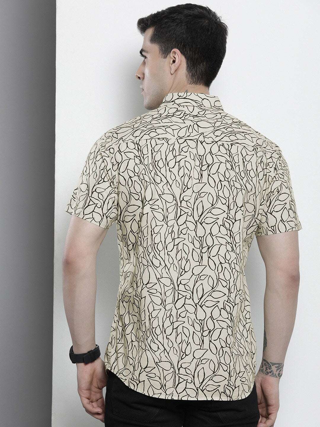 Shop Men Abstract Printed Shirt Online.