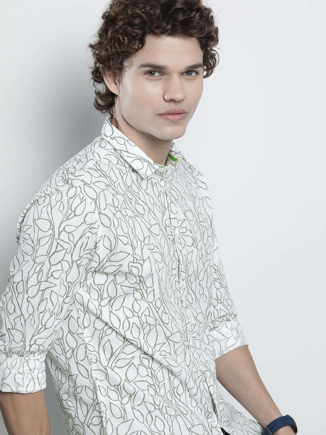 Shop Men Abstract Printed Shirt Online.