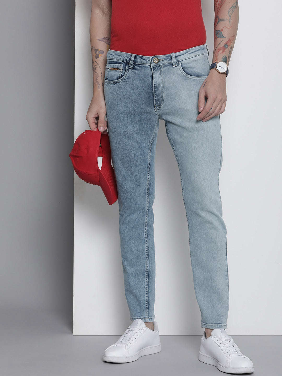 Shop Men Straight Fit Jeans Online.