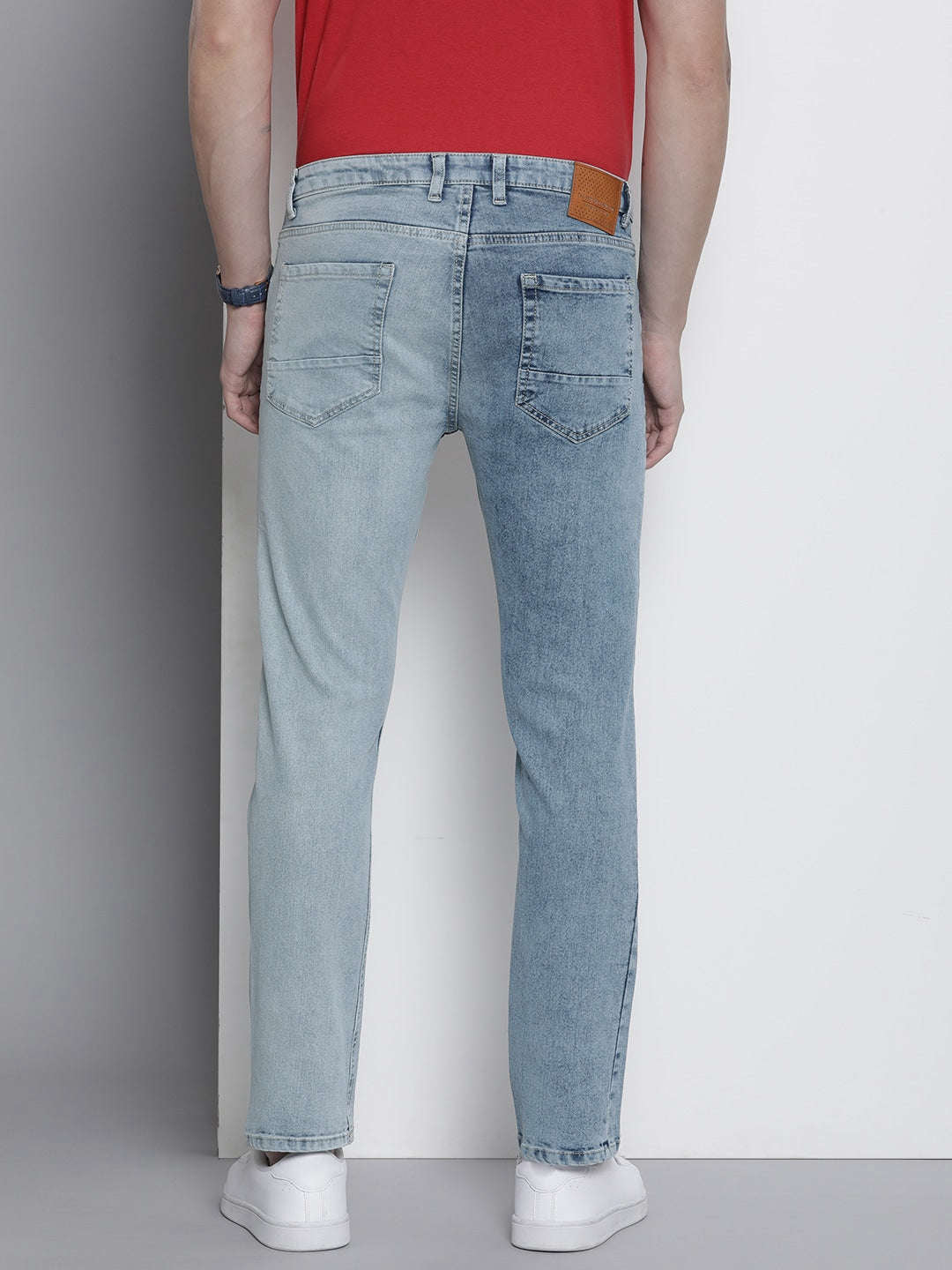 Shop Men Straight Fit Jeans Online.